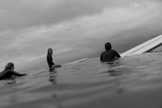 Some early birds in Biarritz - Deflow Surf
