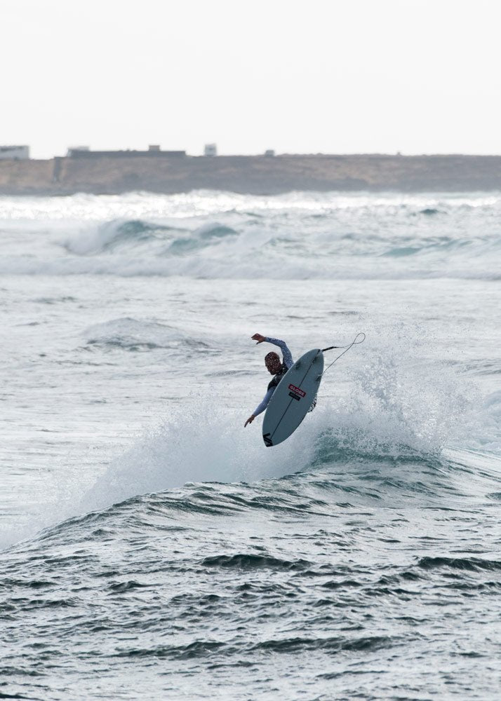 Los Alisios - starring Erwin Bliss - Deflow Surf