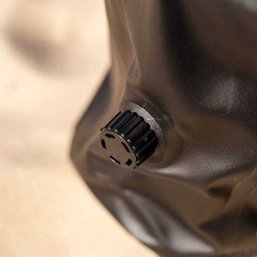 Deflow Pro - Tech waterproof bag - Deflow Surf